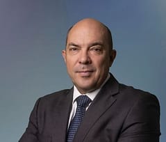 1 Blue Cropped Flipped Graham Piggott